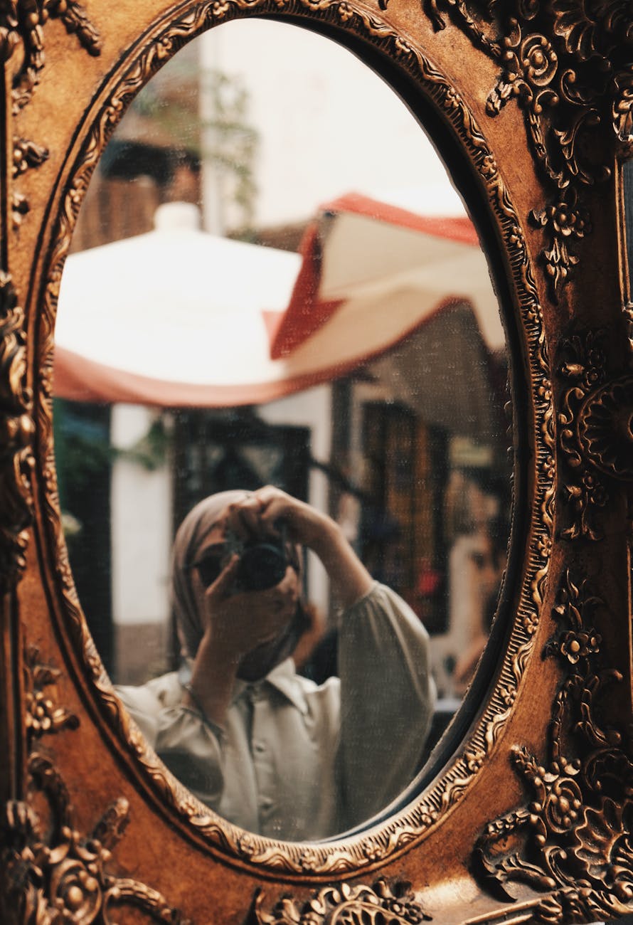 Used Camera Market 2026: Trends, Predictions &amp; Insights