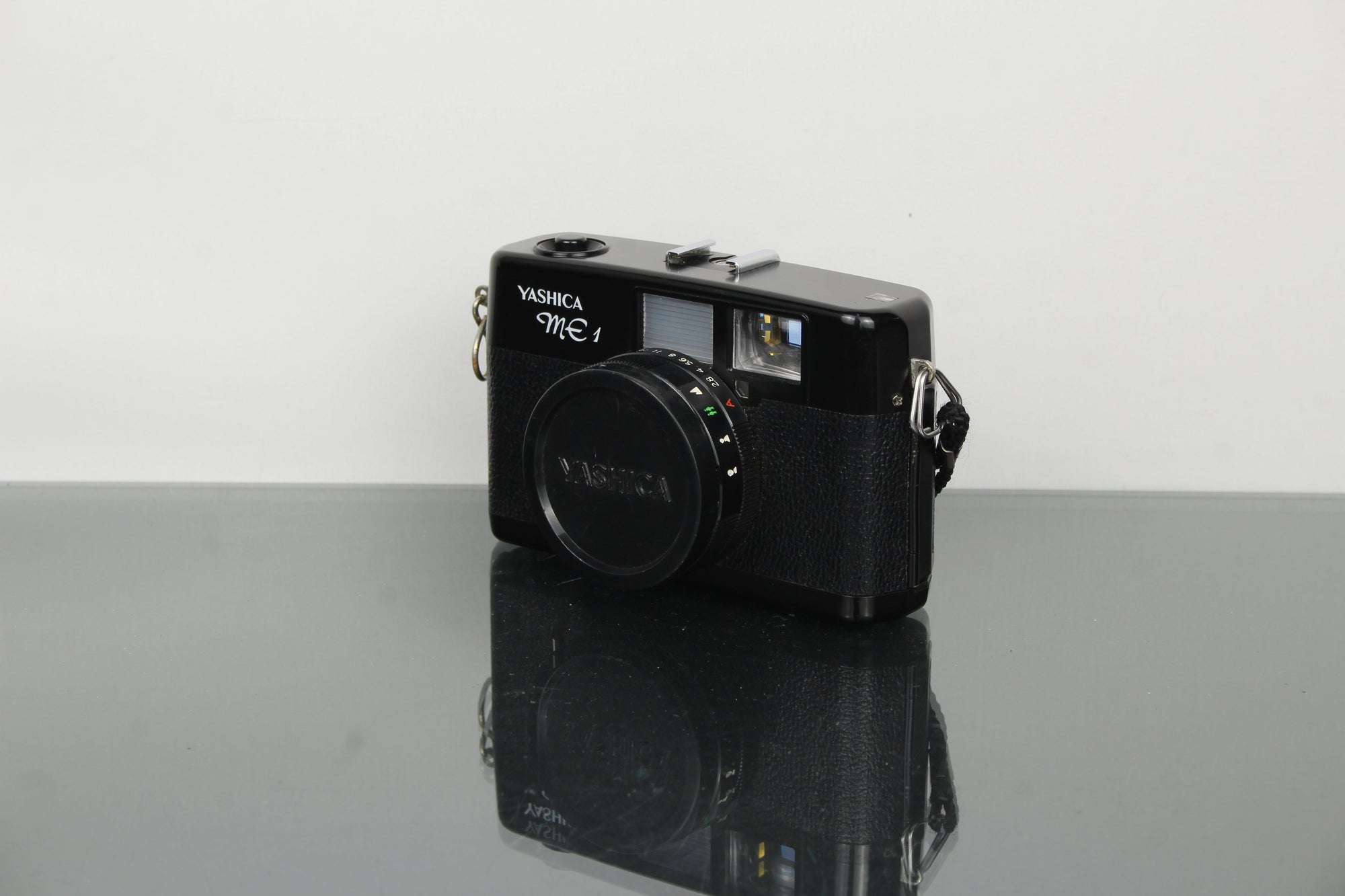 Yashica ME 1