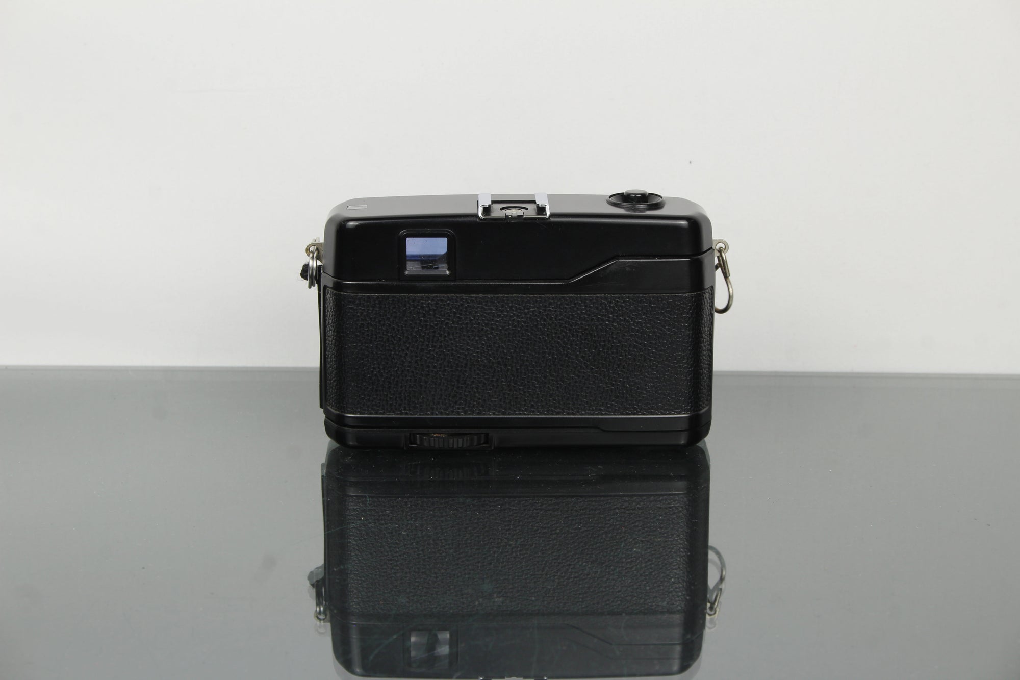 Yashica ME 1