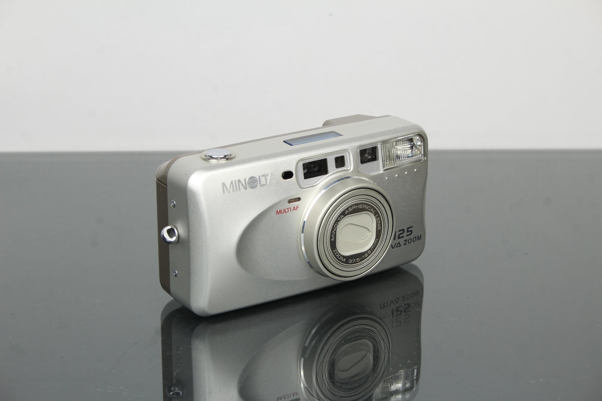 Minolta 125 Riva Zoom