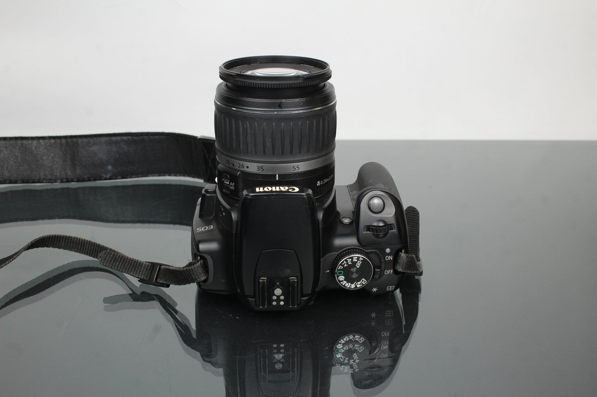 Canon EOS Rebel XTI + 18-55mm 1:3.5-5.6 Canon EF-S lens