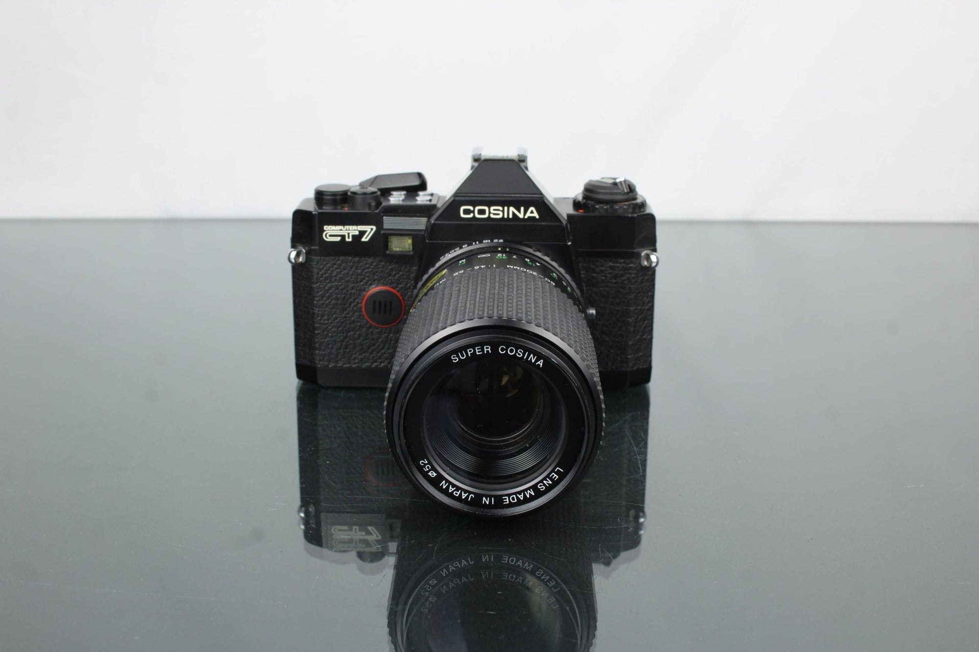 Cosina computer CT 7 + Cosina 80 - 200mm 1:4.5 - 5.6 lens - Dutch|Thrift
