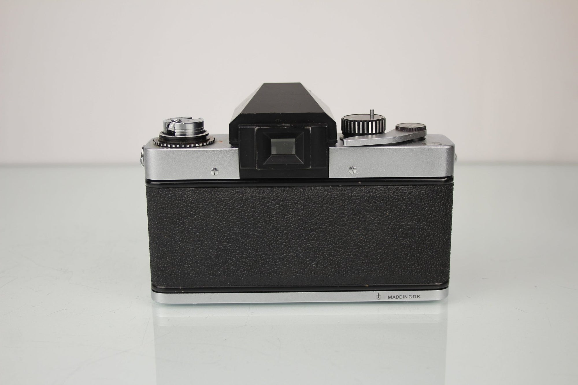 Exakta RTL 1000 + Pentacon Auto 1.8/50 - Dutch|Thrift