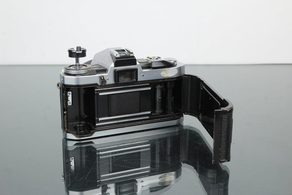 Fujica AX - 5 + X Fujinon 1.6 55mm DM Lens - Dutch|Thrift