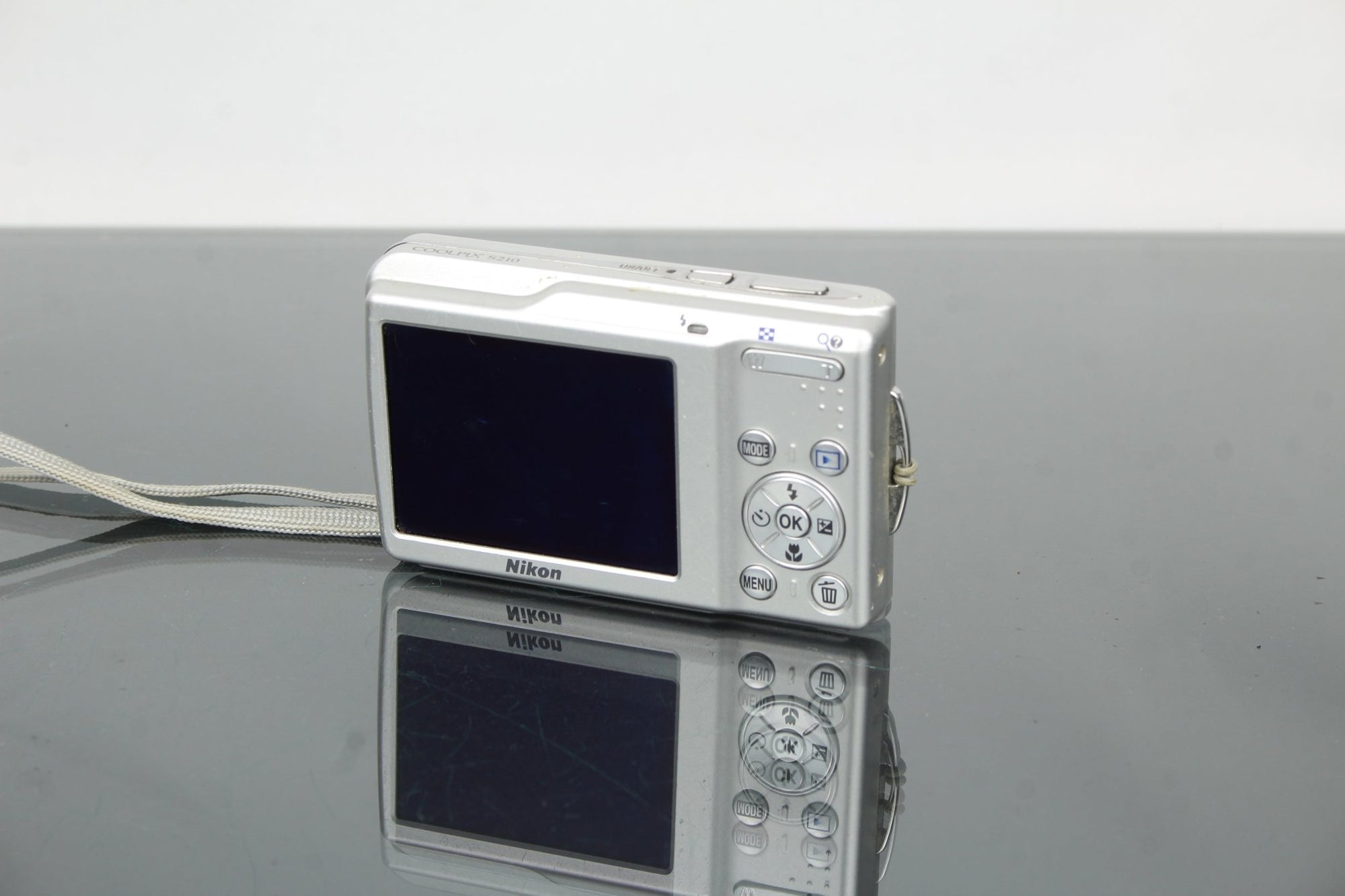 Nikon Coolpix S210 - Dutch|Thrift