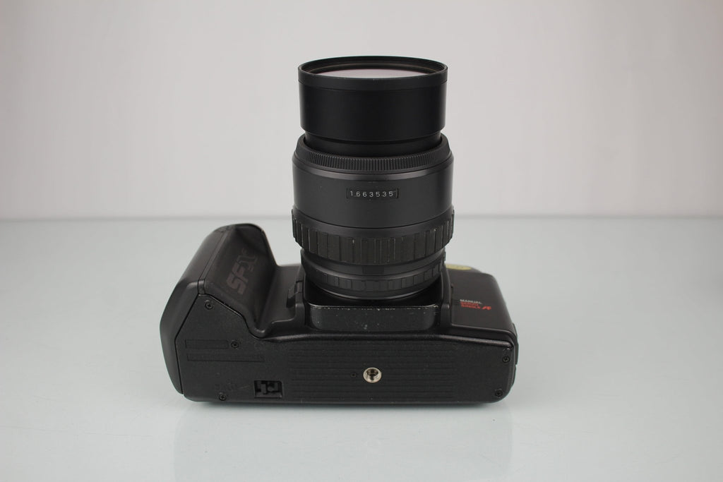 Pentax SFX + Pentax - F Zoom 1:3.5 - 4.5 28 - 80mm - Dutch|Thrift