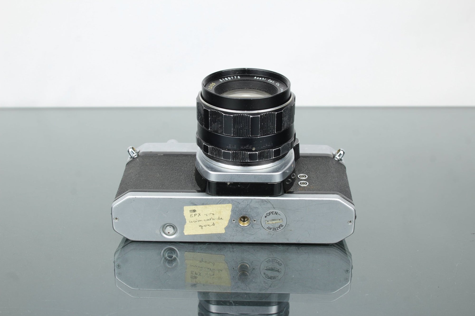 Pentax SP1000 + Asahi SMC Takumar 1:2/55 Lens - Dutch|Thrift
