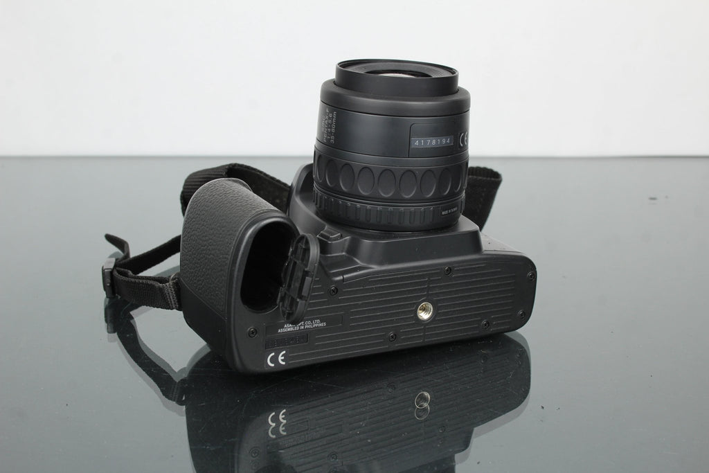Pentax Z - 70 + SMC Pentax - F 1:4 - 5.6 35 - 80mm - Dutch|Thrift