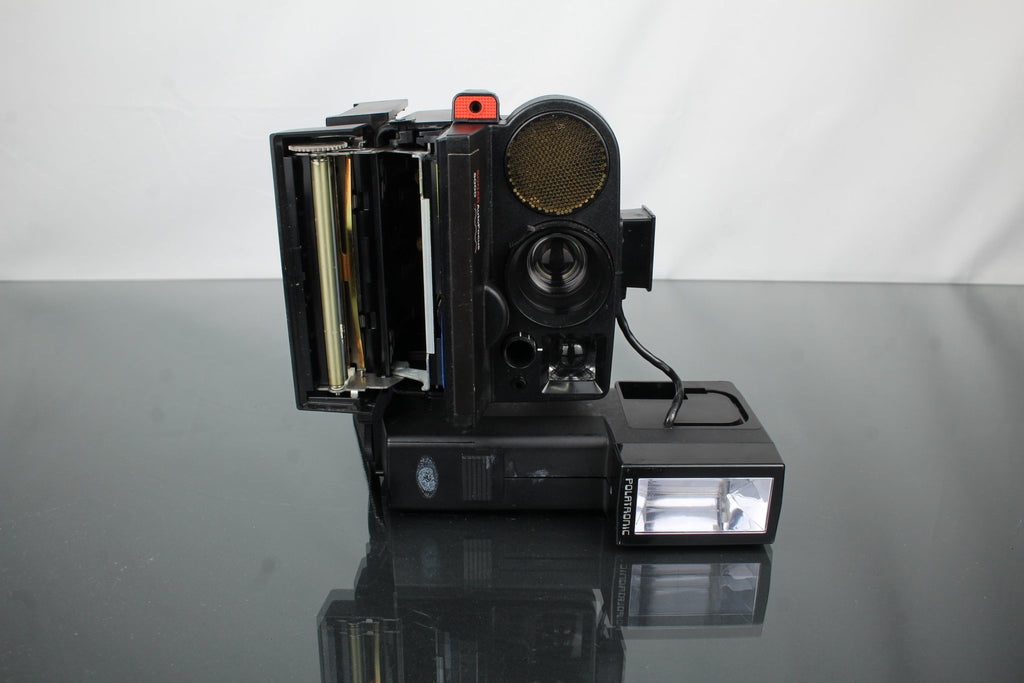 Polaroid Land Camera - Dutch|Thrift