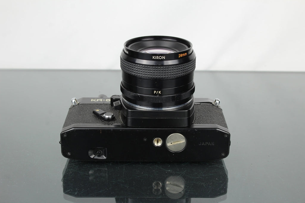Ricoh KR - 5 + Kiron 28mm f/2.8 lens - Dutch|Thrift